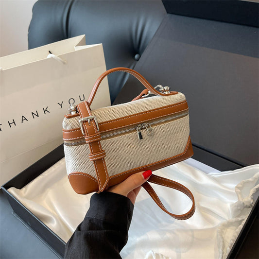 Metro Charm Crossbody